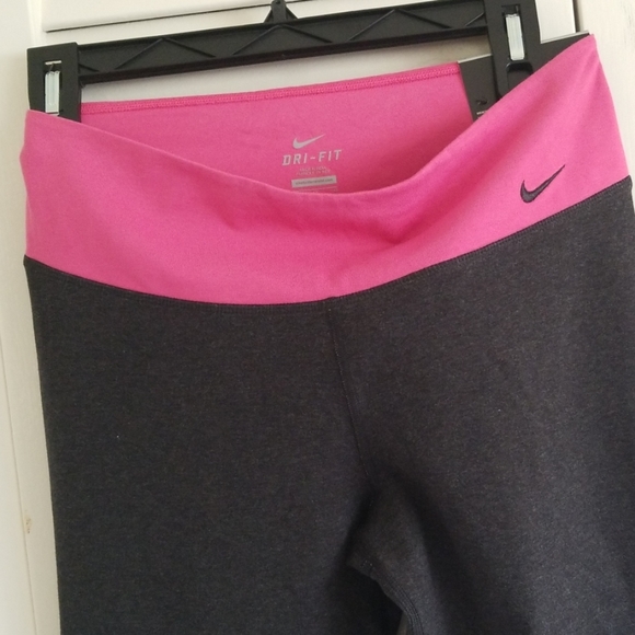 Nike Pants - Womens Dri Fit Nike exercise,yoga pants sz M